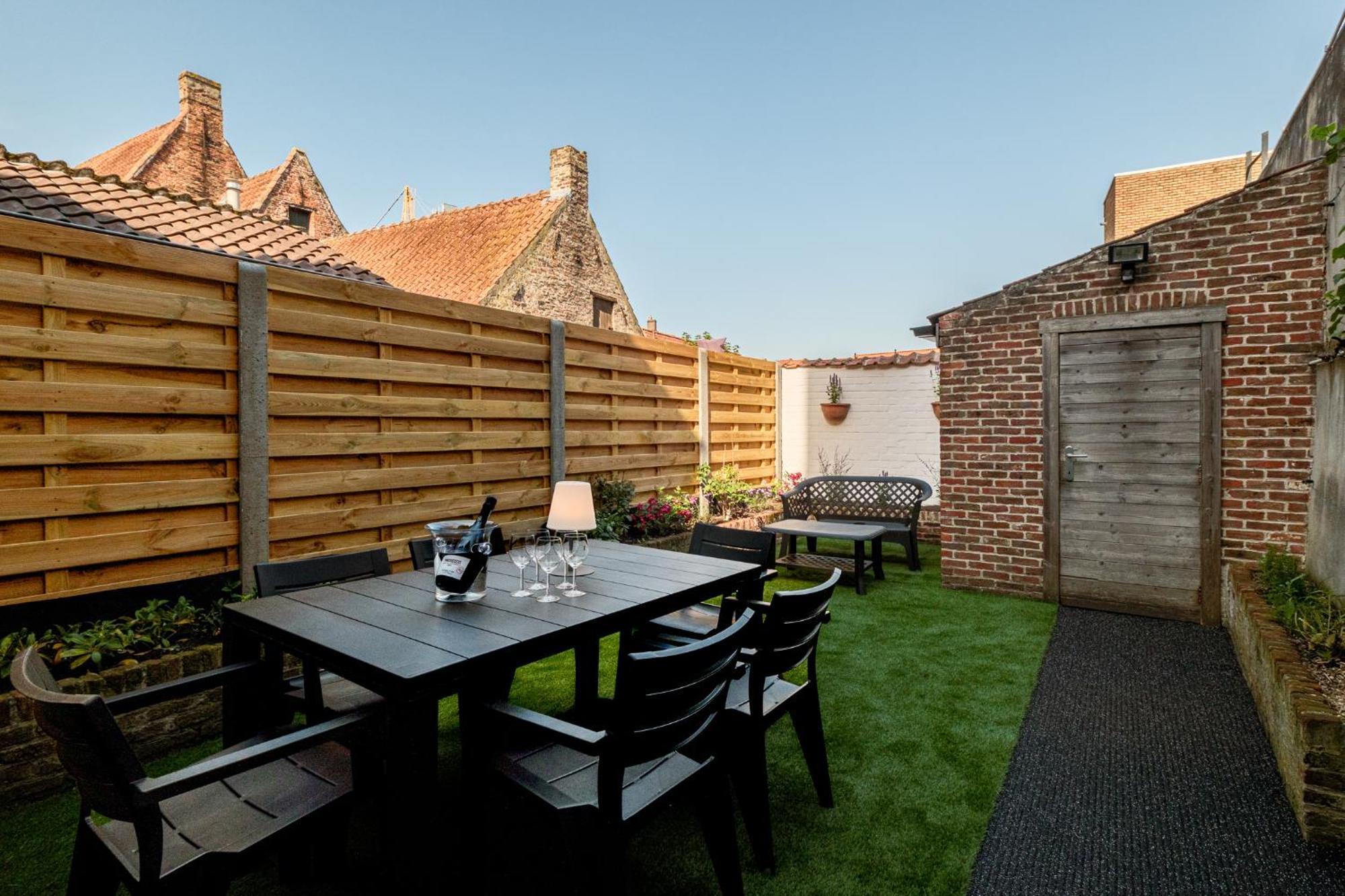 Guesthouse Gillis7 Brujas Exterior foto